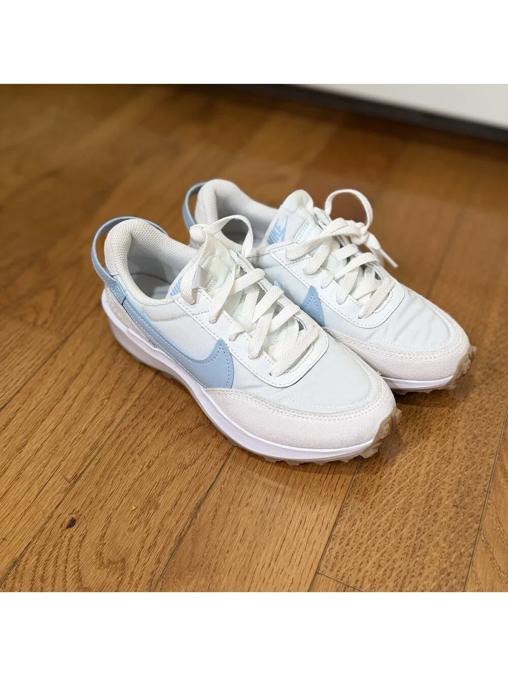 Size 5 US Women’s Nike Waffle Debut 'White Mint Foam Light Blue